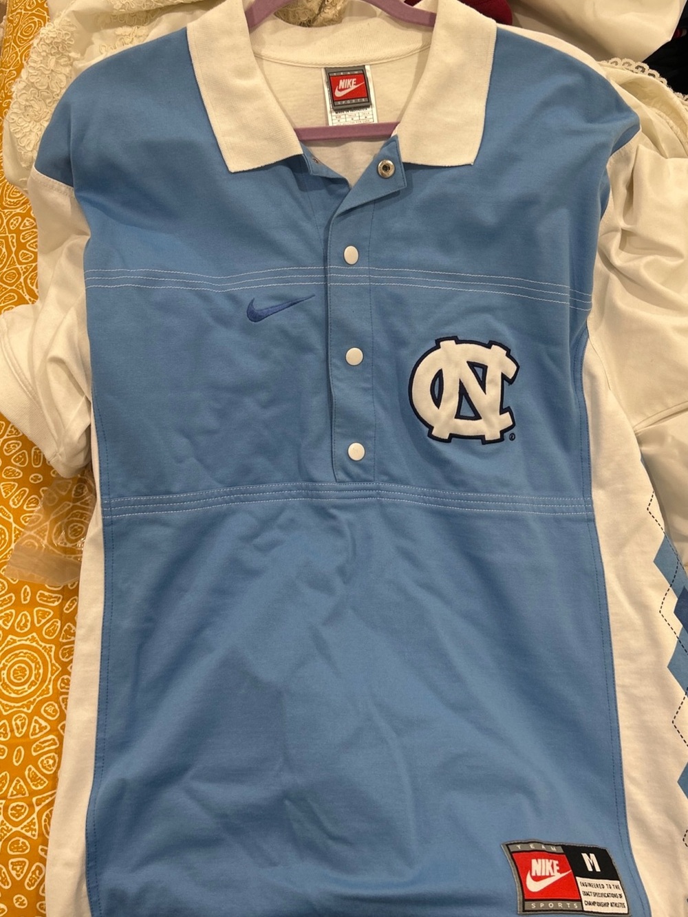 Nike Vintage UNC North Carolina Tar Heels Basketball team jersey Shooter shirt-M
